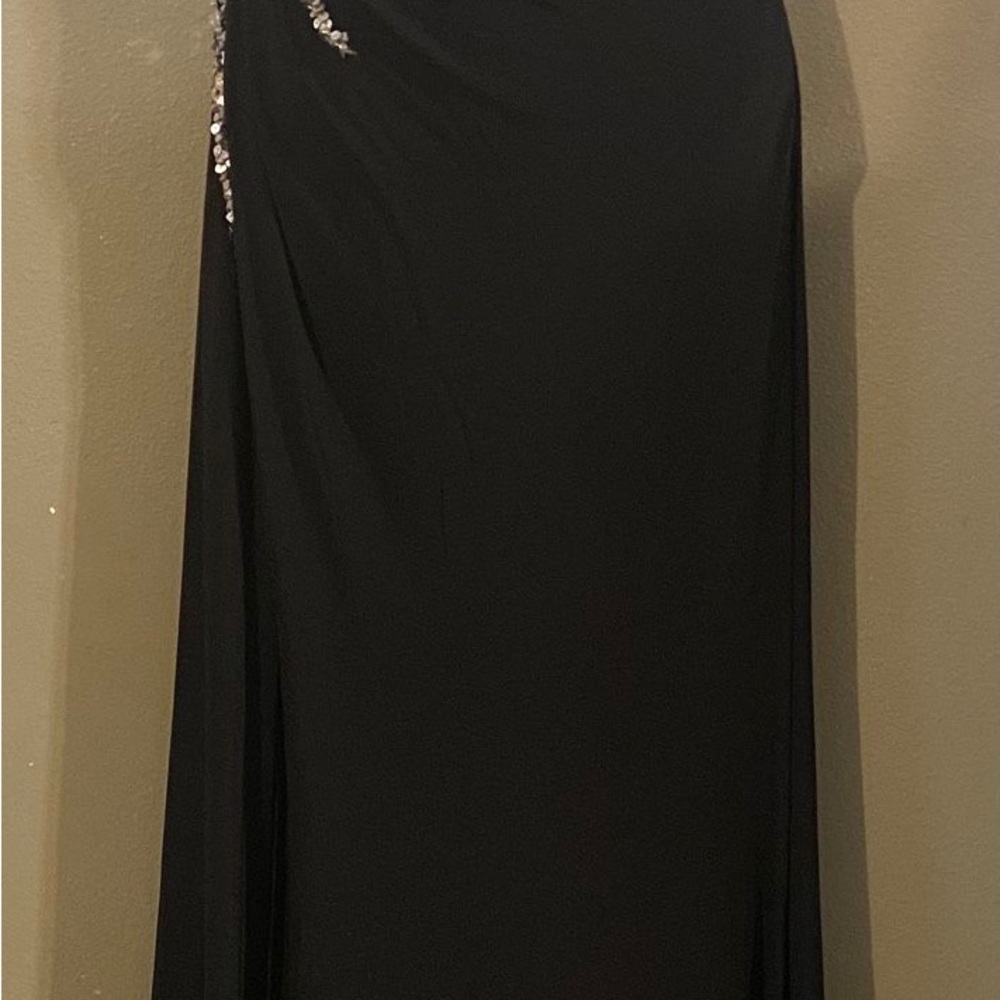 Elegant Black Evening Gown with Silver Accents